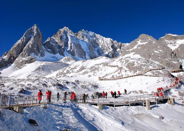 麗江有名旅游景點-春節期間到麗江旅游，麗江古城附近有哪些景點？